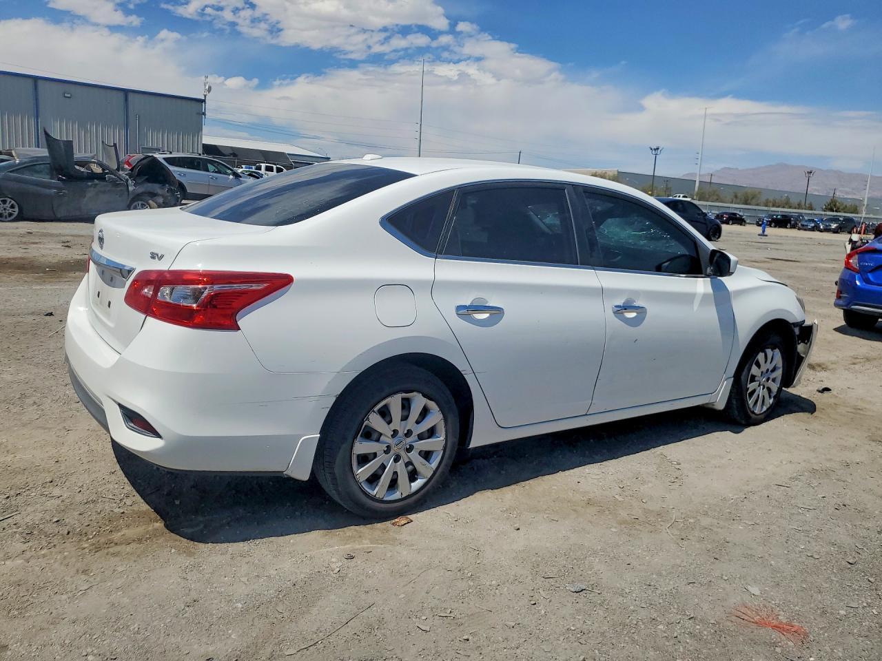 2017 Nissan Sentra Sv - zdjęcie 3
