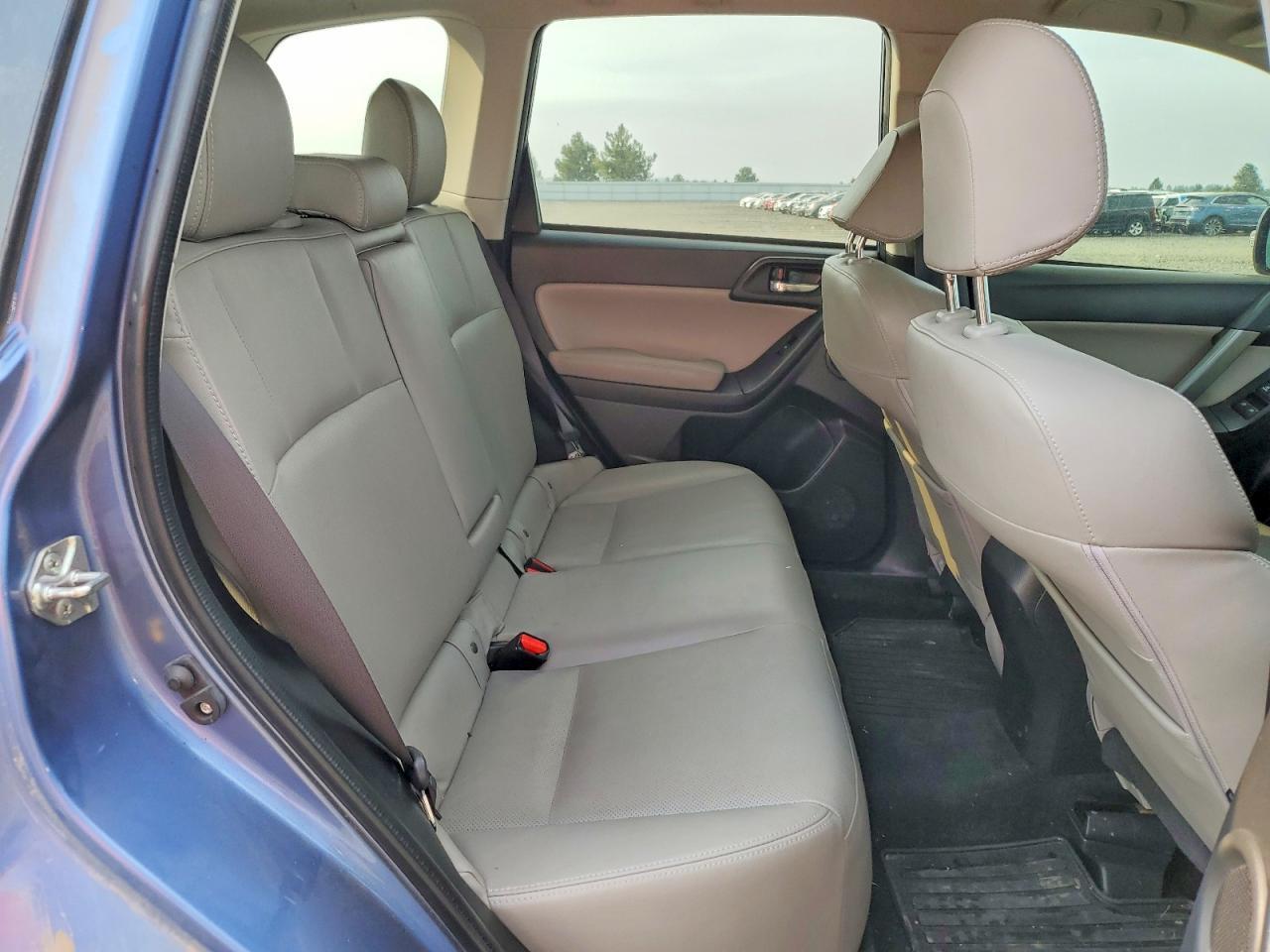 2016 Subaru Forester 2.5I Touring - zdjęcie 10