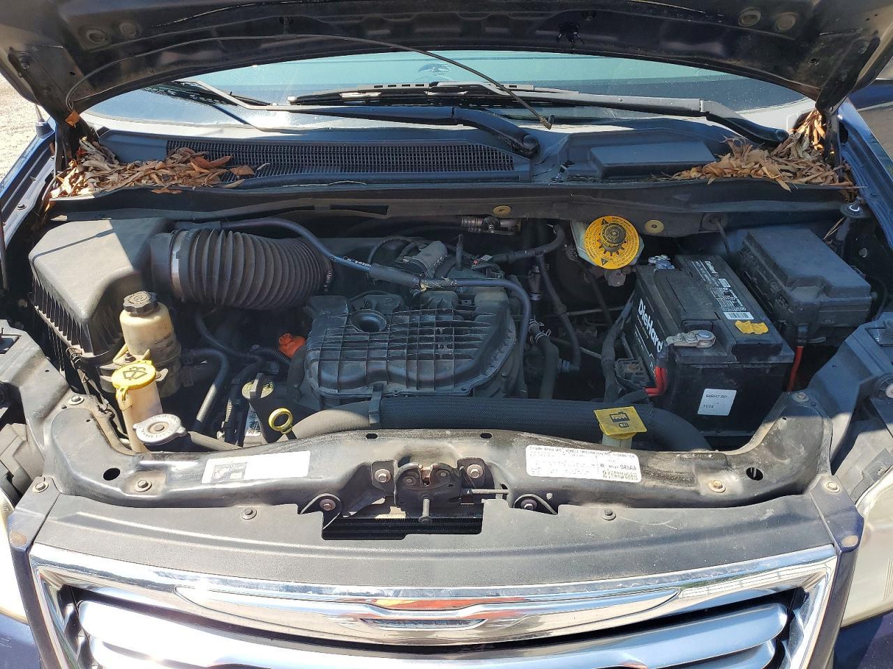 2013 Chrysler Town & Country Touring L - zdjęcie 12