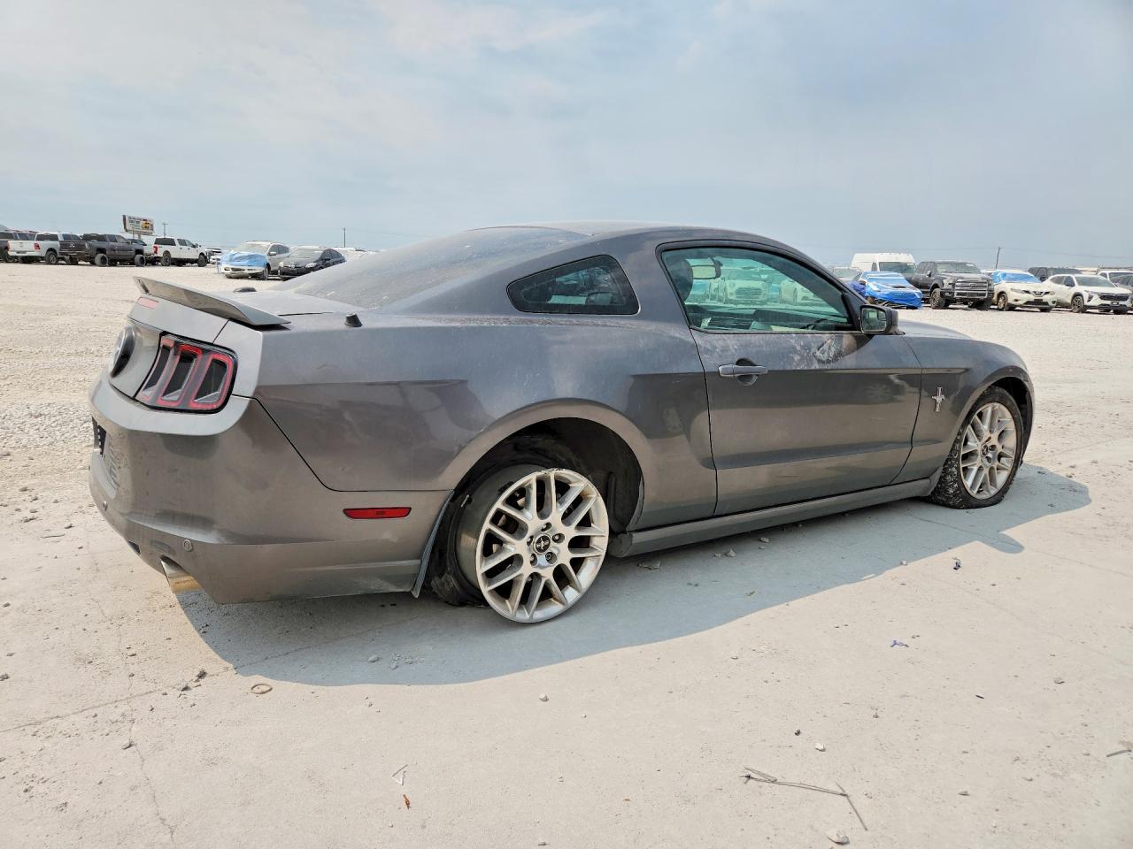 2014 Ford Mustang - zdjęcie 3