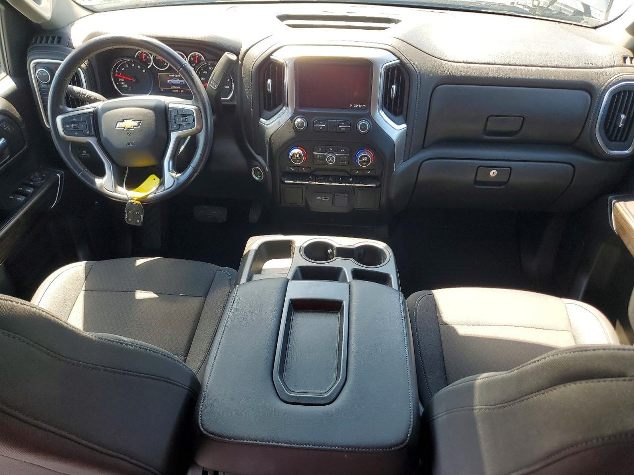2020 Chevrolet Silverado K1500 Lt - zdjęcie 8