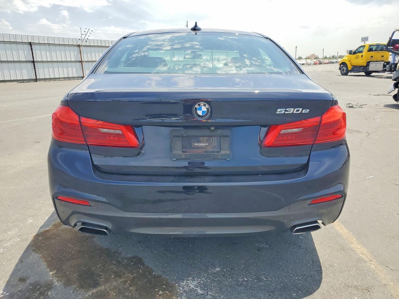 2019 BMW 530E - zdjęcie 6