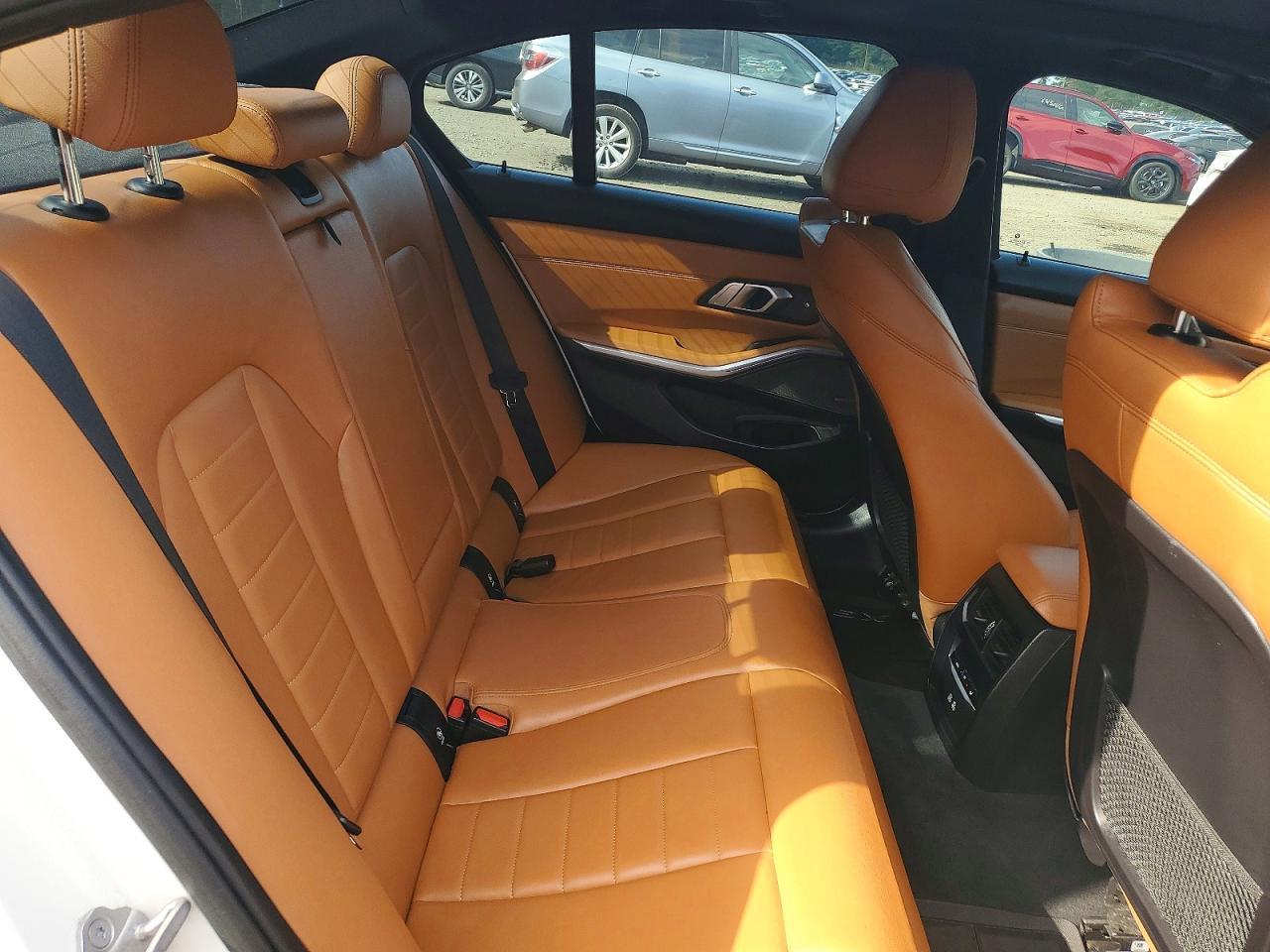 2021 BMW M340Xi - zdjęcie 10