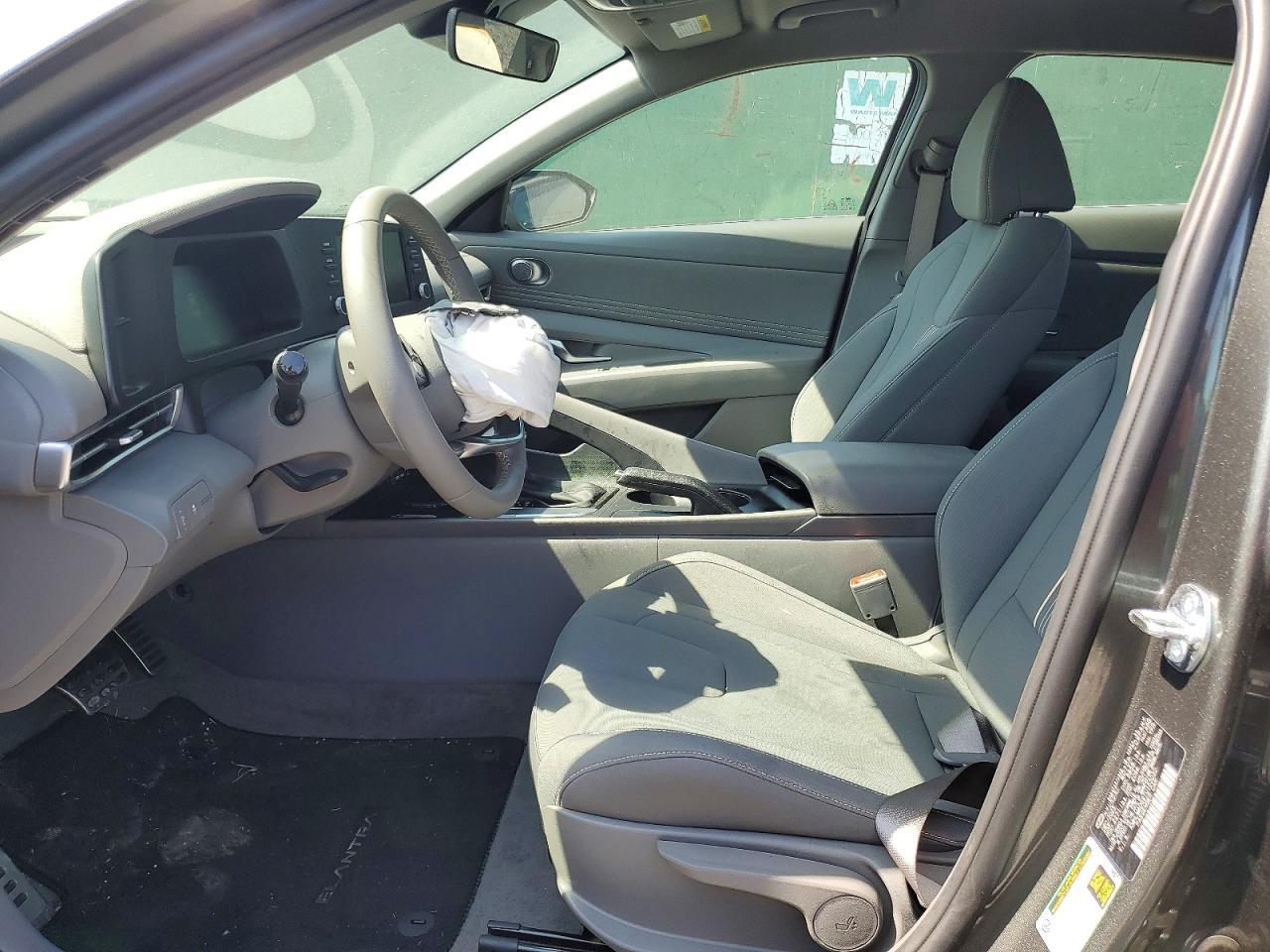 2020 Hyundai Elantra Sel - zdjęcie 7