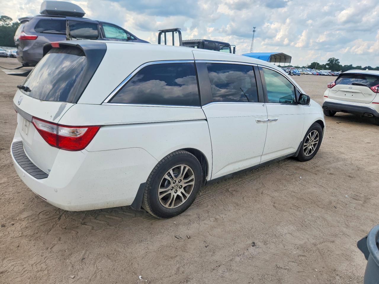 2013 Honda Odyssey Exl - zdjęcie 3