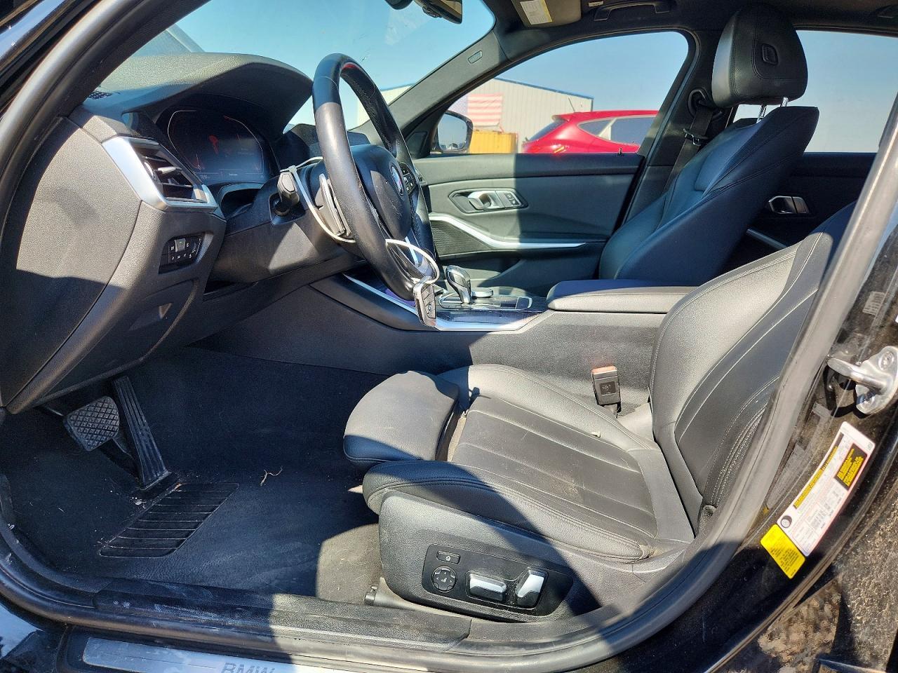 2020 BMW 330I - zdjęcie 7