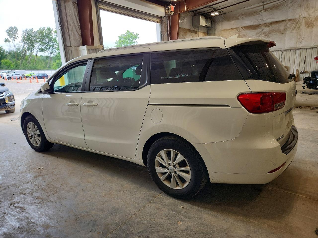 2016 Kia Sedona Lx - zdjęcie 2
