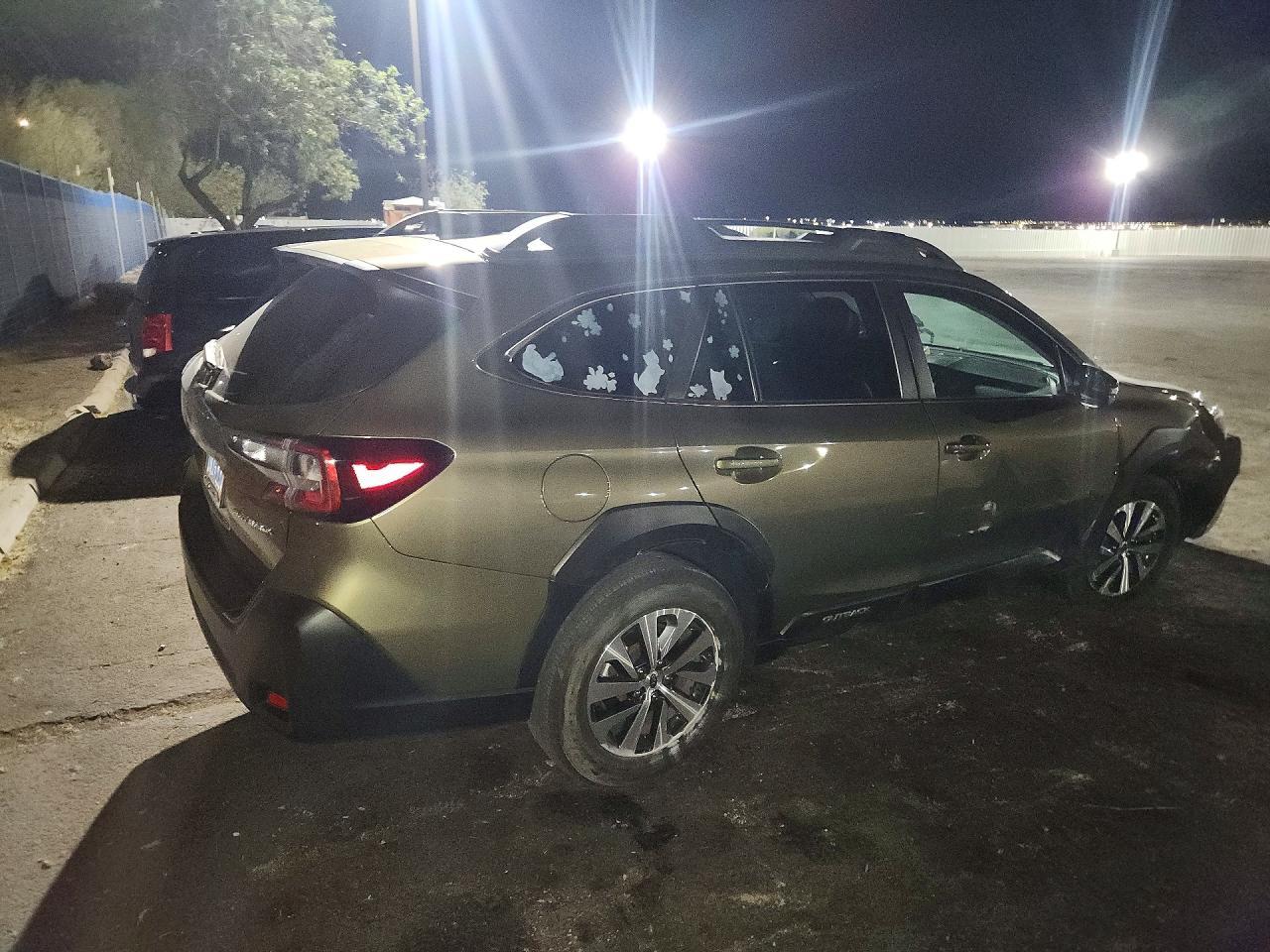 2025 Subaru Outback Premium - zdjęcie 3