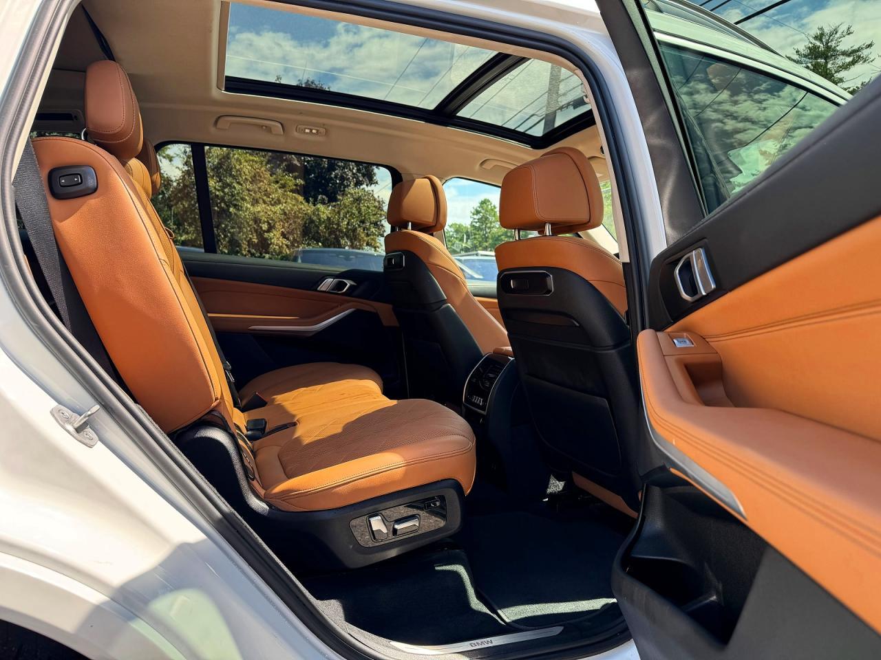2023 BMW X7 xDrive40I - zdjęcie 6