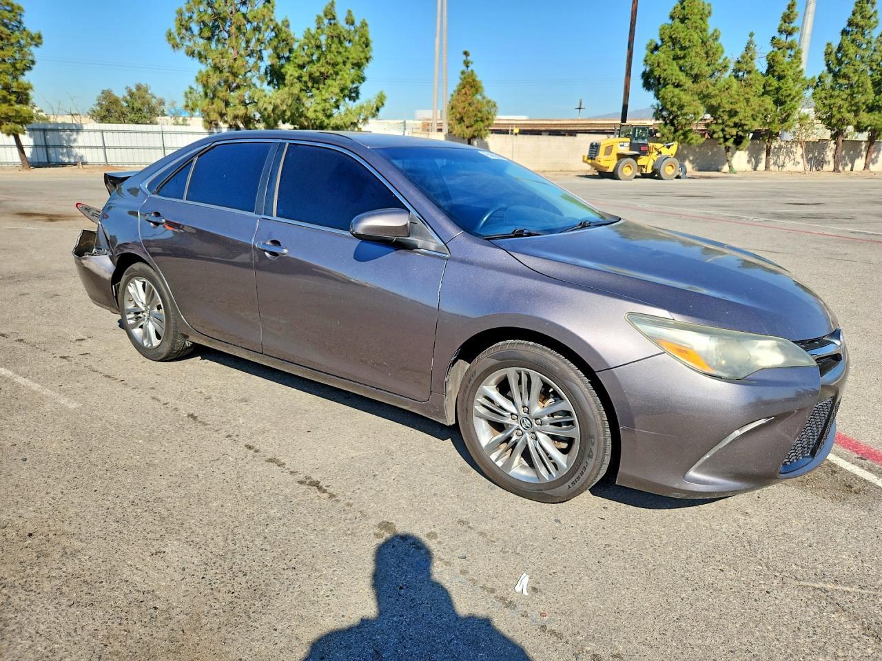 2015 Toyota Camry Se - zdjęcie 4