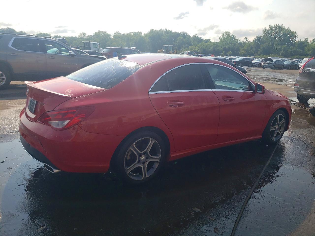 2014 Mercedes-Benz Cla 250 - zdjęcie 3