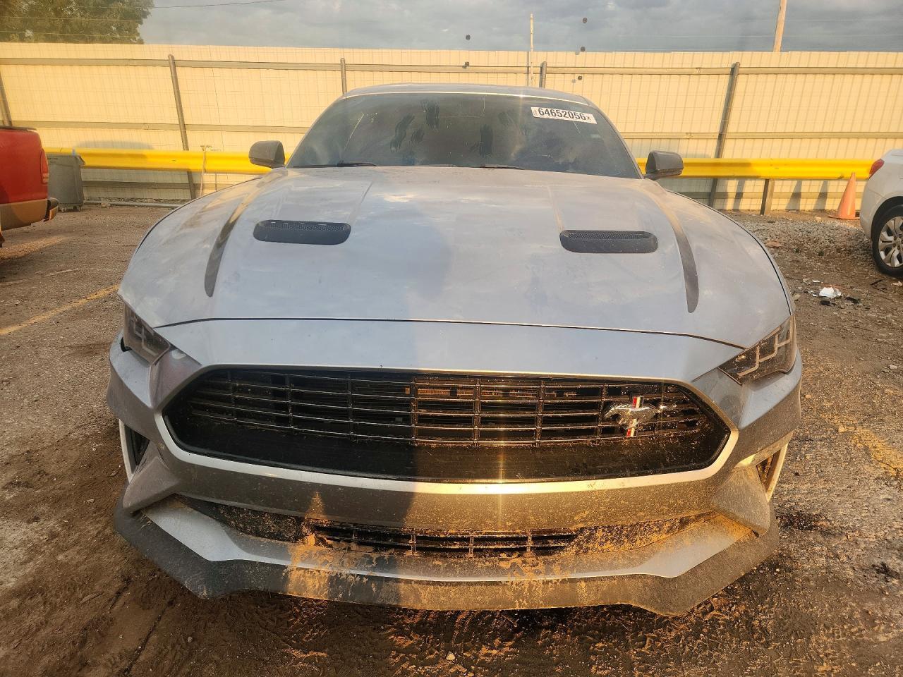 2020 Ford Mustang - zdjęcie 5