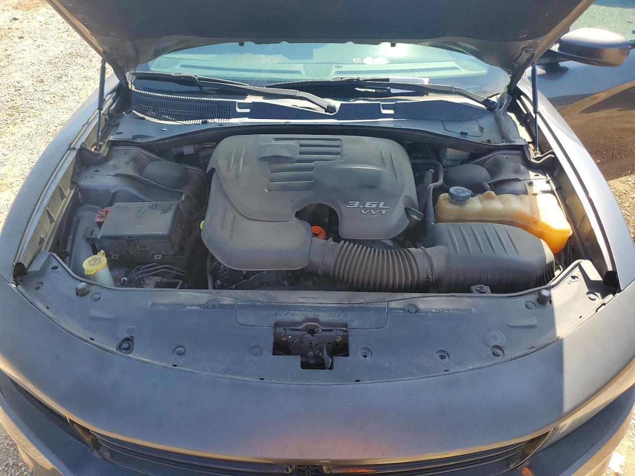 2015 Dodge Charger Sxt - zdjęcie 11