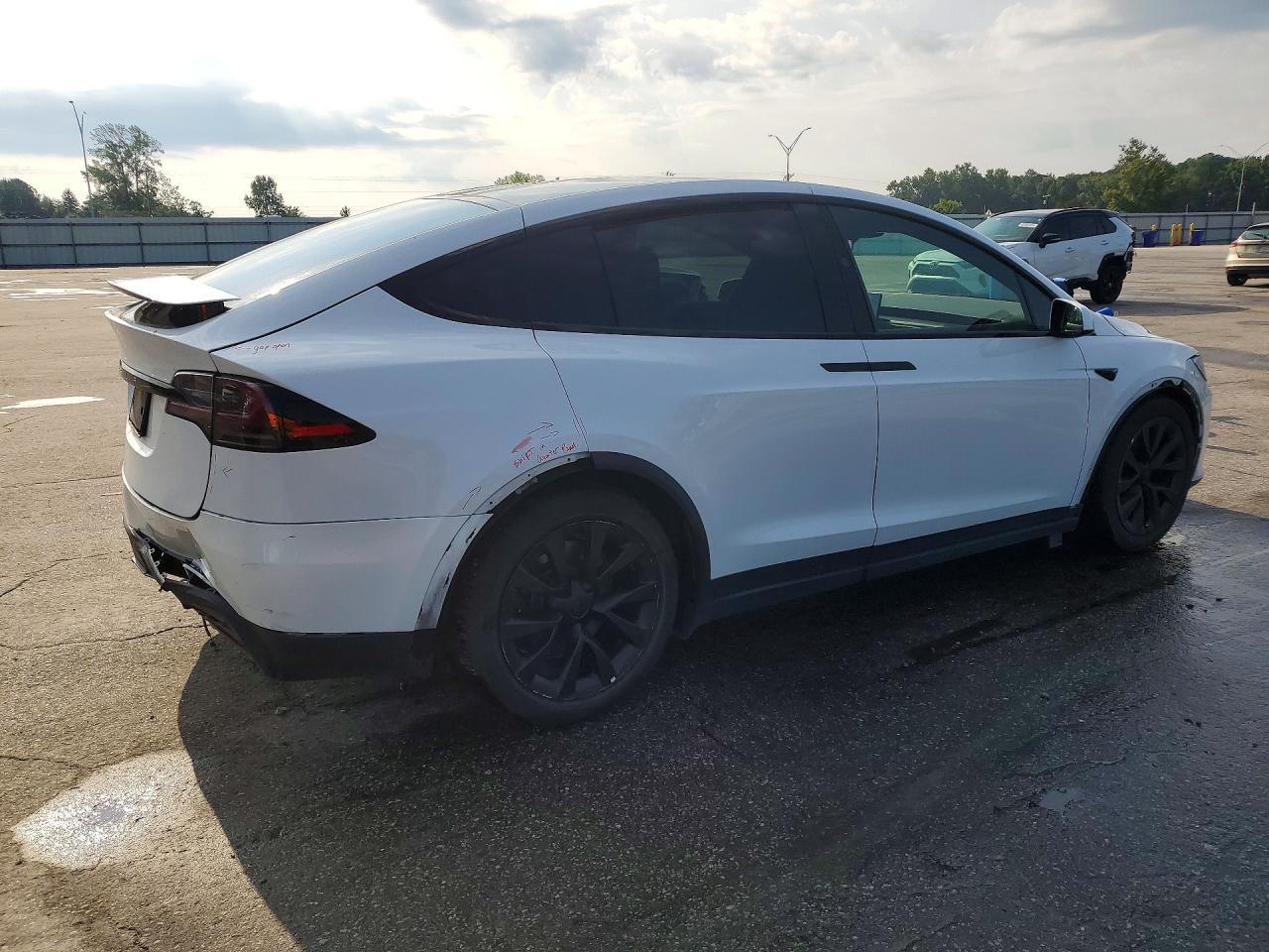 2023 Tesla Model X - zdjęcie 3