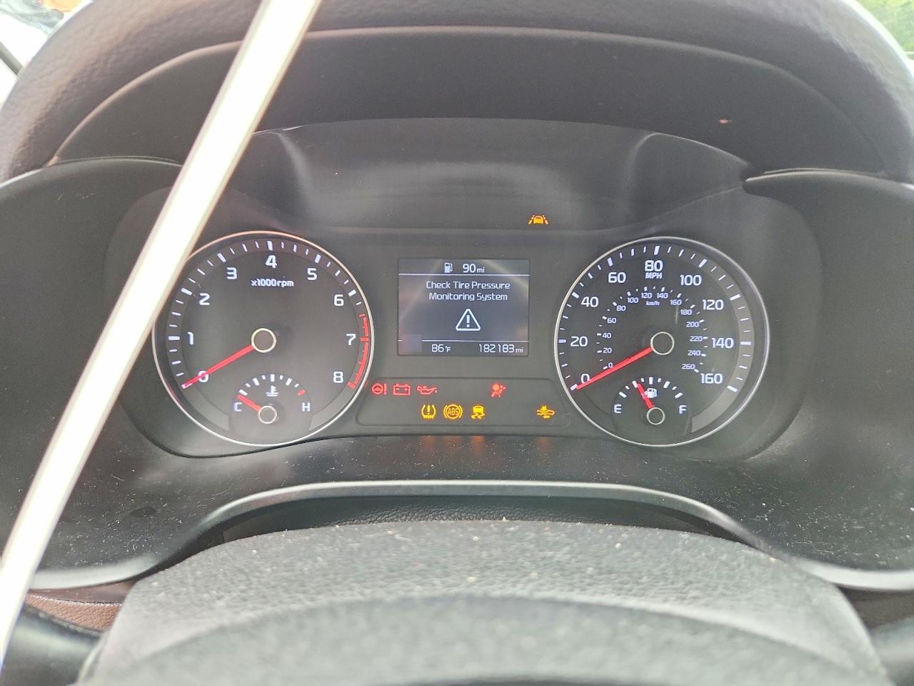 2019 Kia Forte Lxs - zdjęcie 9