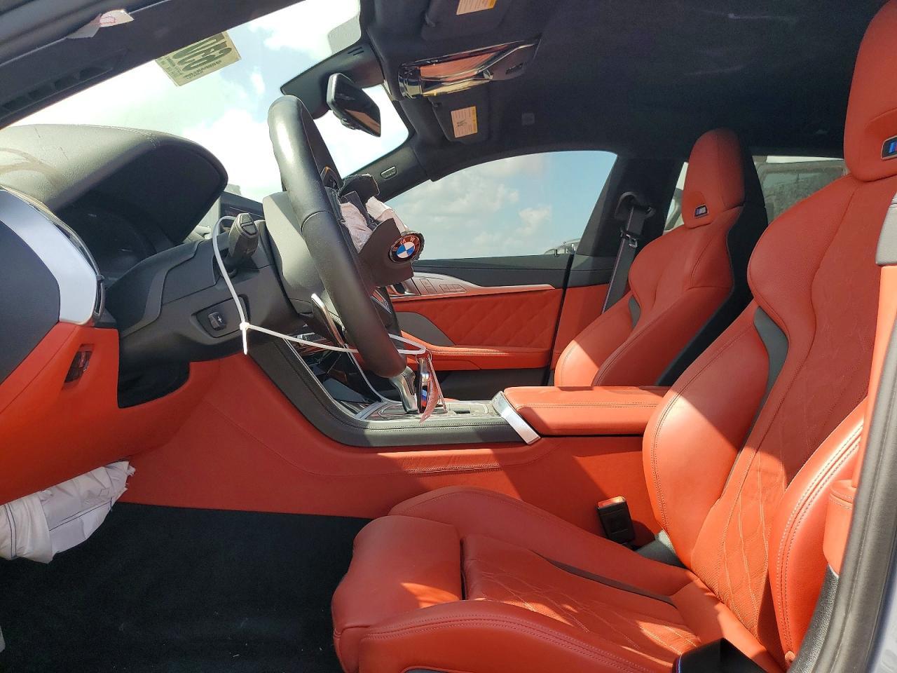 2025 BMW M8 - zdjęcie 7