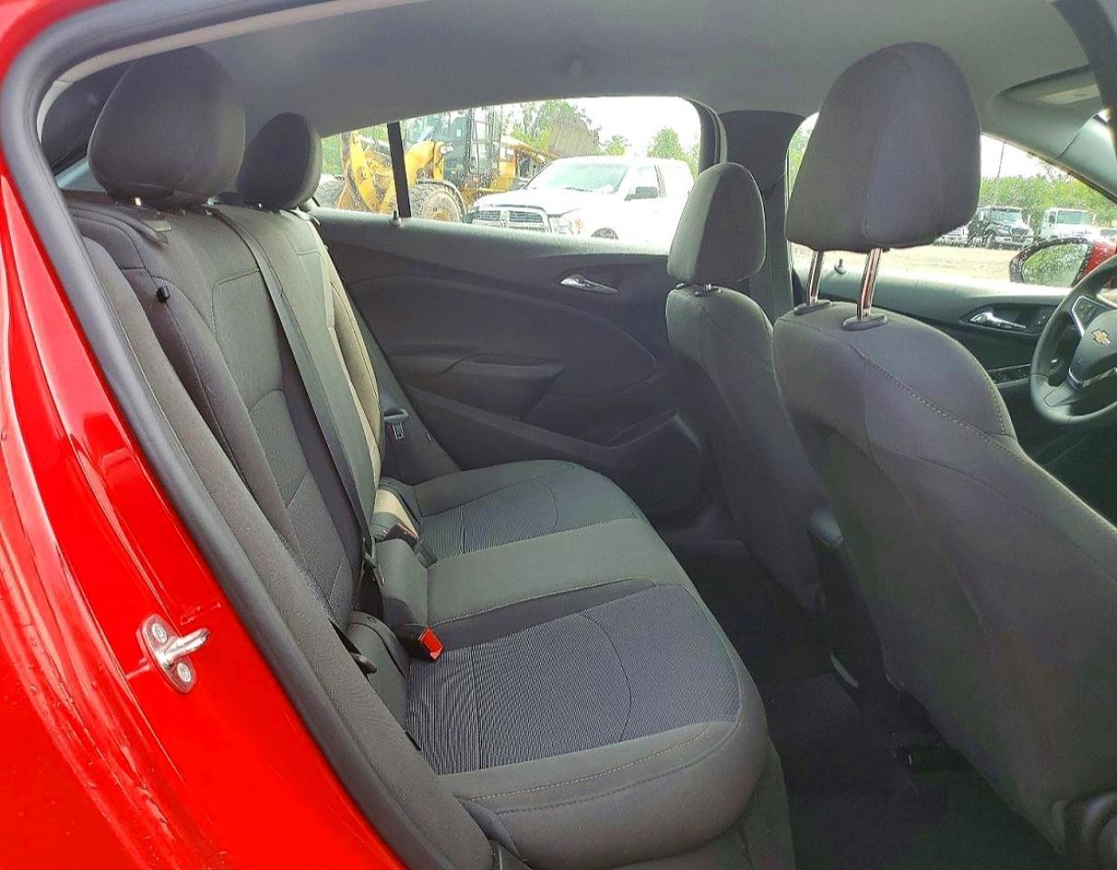 2019 Chevrolet Cruze Ls - zdjęcie 10