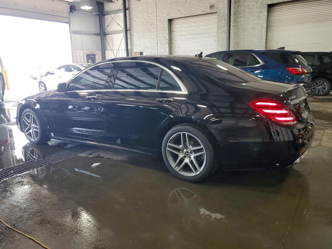 2019 Mercedes-Benz S 560 4Matic - zdjęcie 2