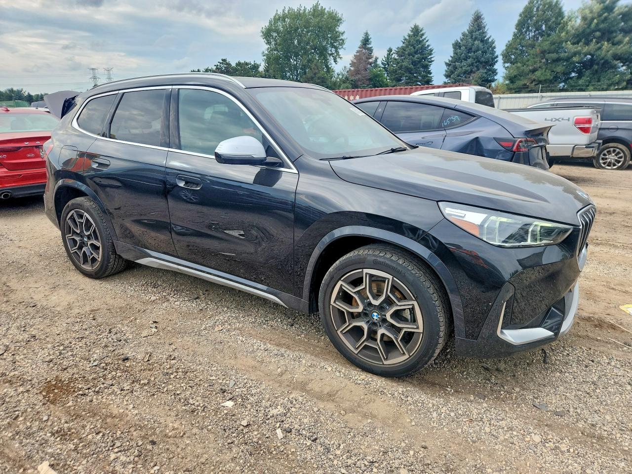 2023 BMW X1 xDrive28I - zdjęcie 4
