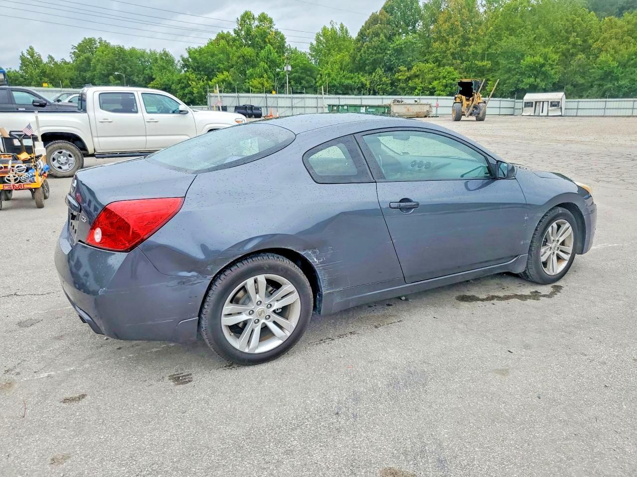 2013 Nissan Altima S - zdjęcie 3