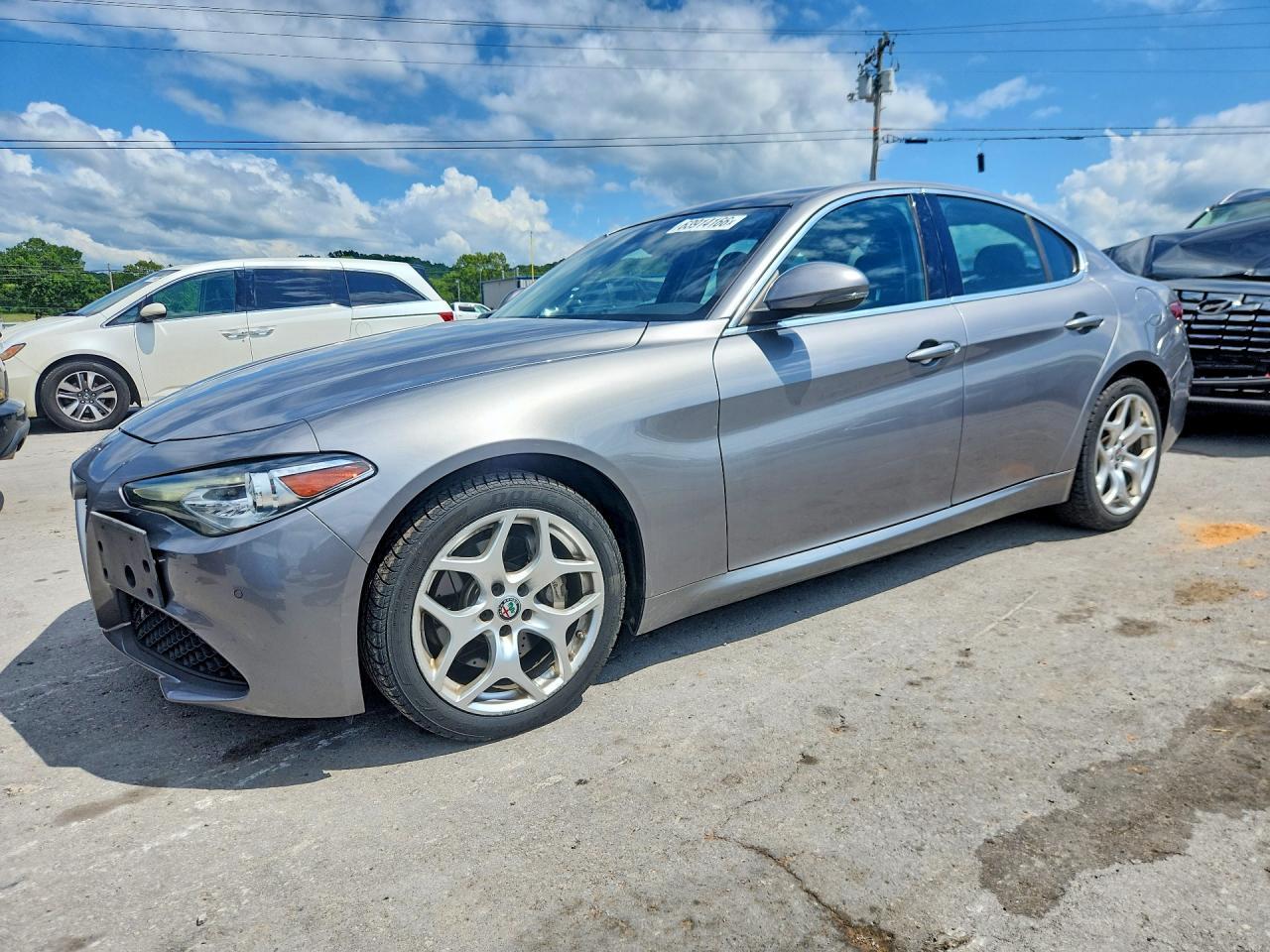 2018 Alfa Romeo Giulia Ti Q4 - zdjęcie główne