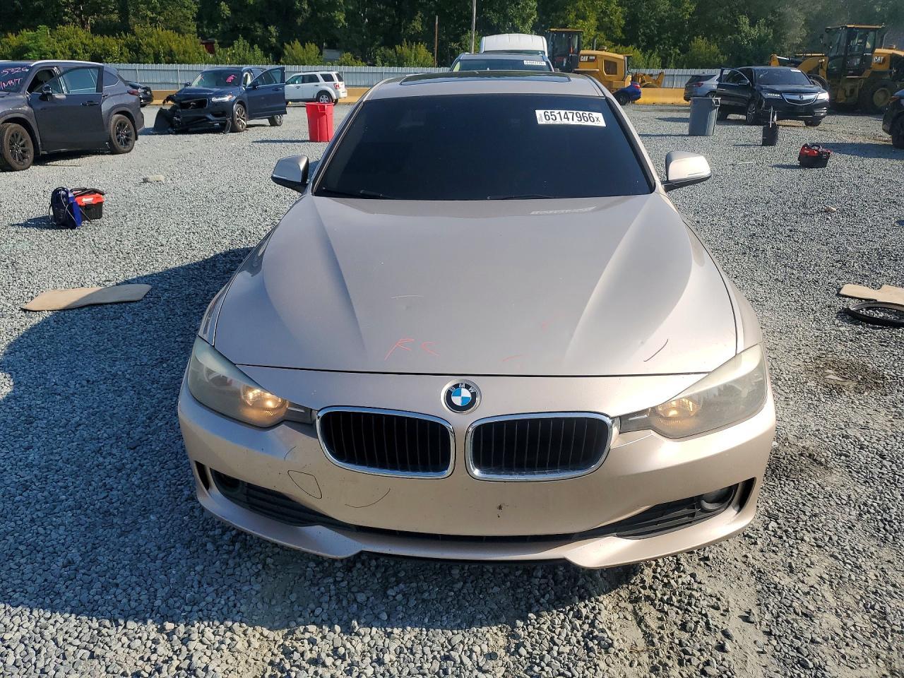 2014 BMW 320 I - zdjęcie 5