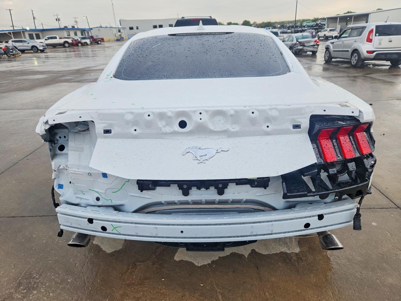 2026 Ford Mustang - zdjęcie 6