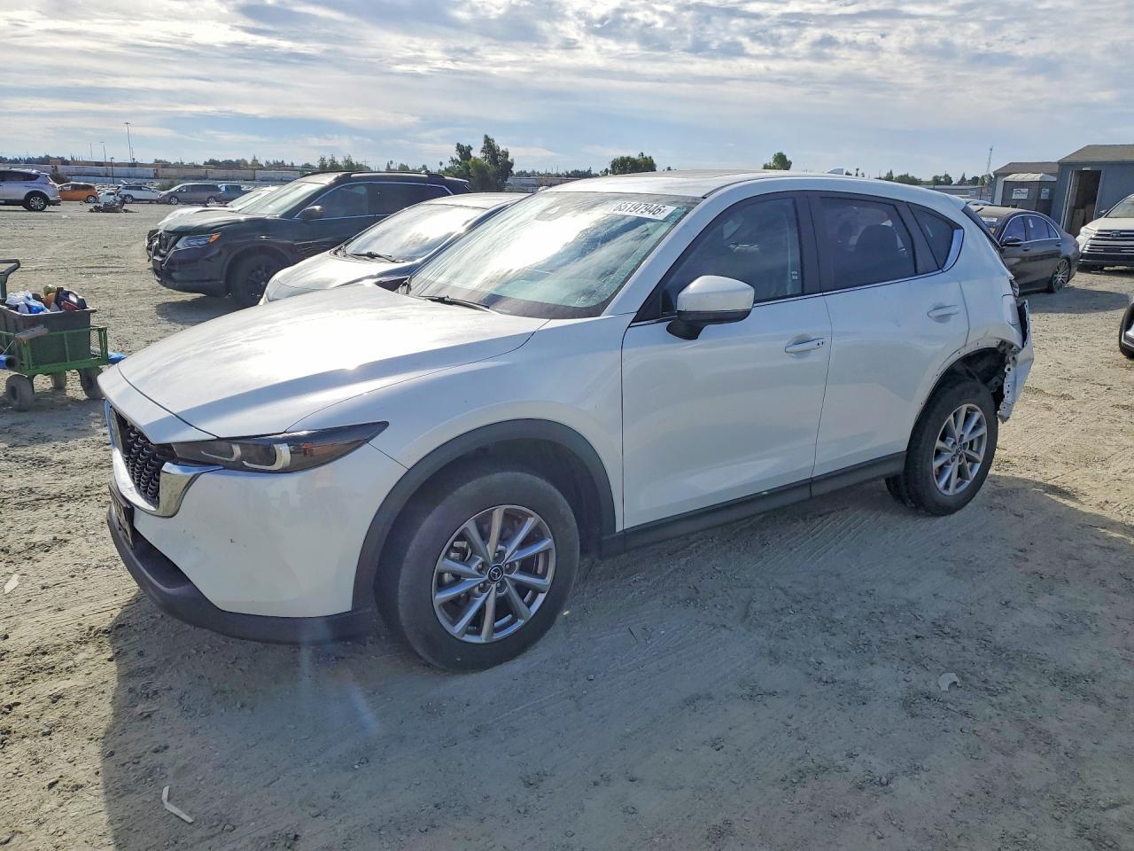 2023 Mazda Cx-5 Preferred - zdjęcie główne