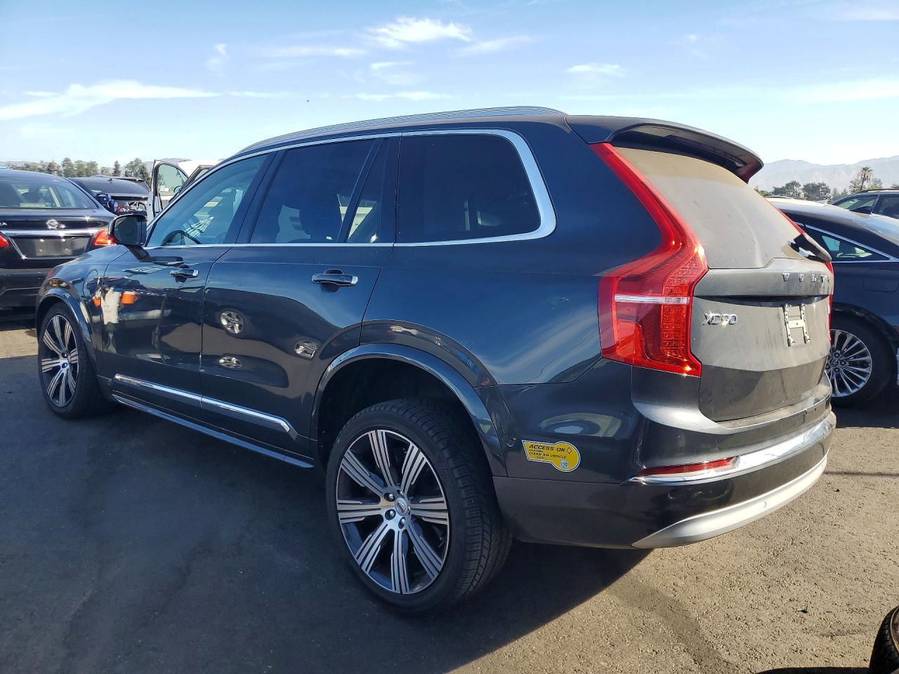 2022 Volvo Xc90 T8 Recharge Inscription - zdjęcie 2