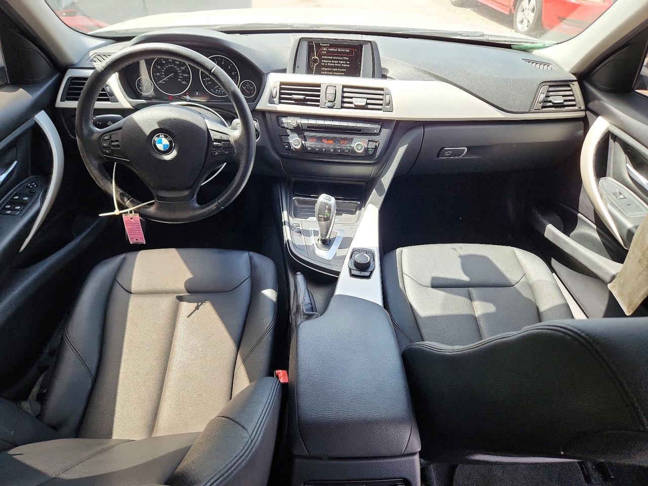 2014 BMW 320 I - zdjęcie 8