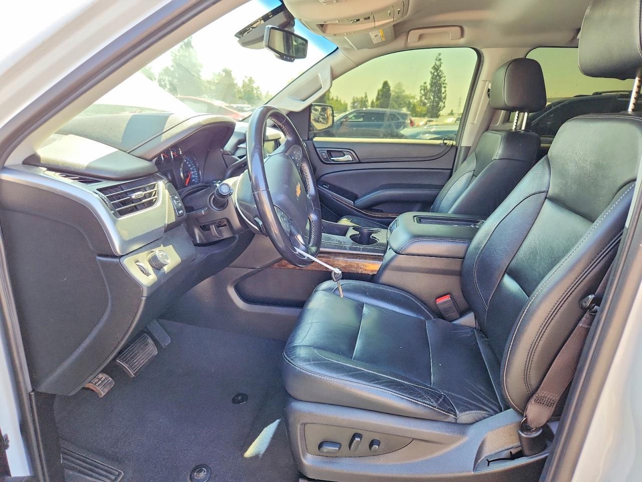 2020 Chevrolet Tahoe C1500 Lt - zdjęcie 7
