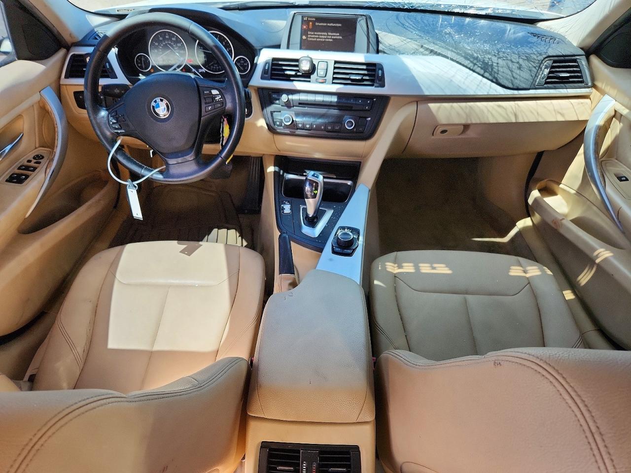 2013 BMW 328 I - zdjęcie 8