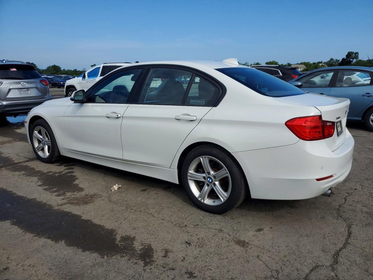 2015 BMW 328 D xDrive - zdjęcie 2