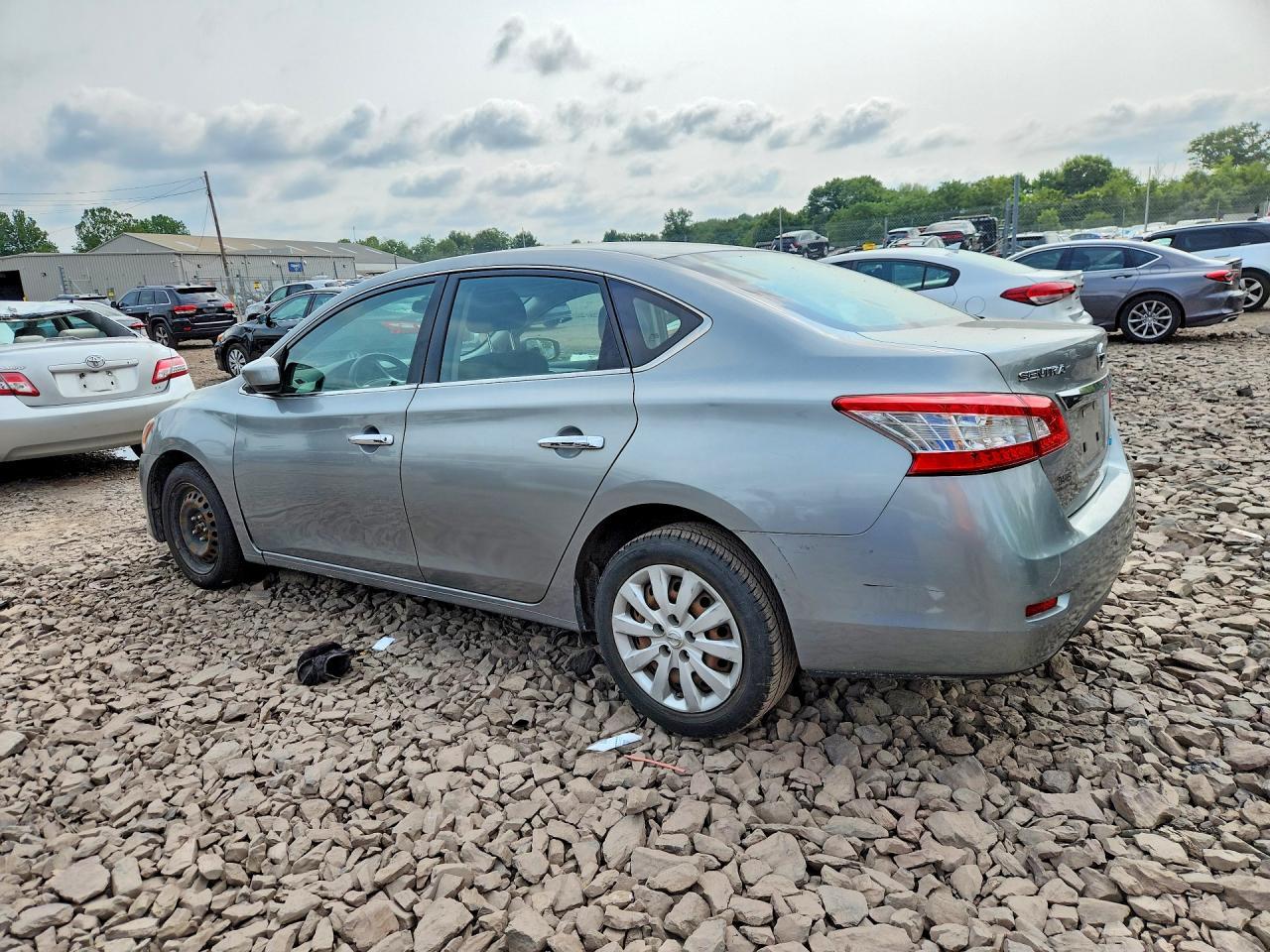 2014 Nissan Sentra Sv - zdjęcie 2