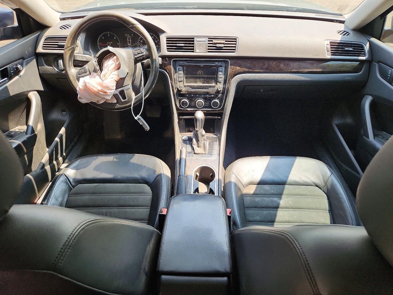 2015 Volkswagen Passat Sel - zdjęcie 8