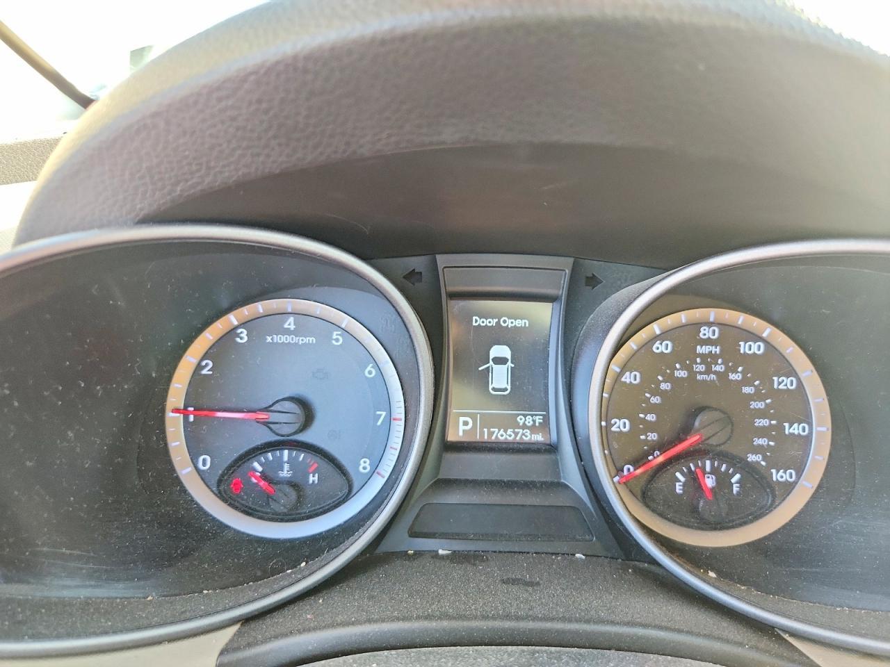 2014 Hyundai Santa Fe Sport 2.4L - zdjęcie 9
