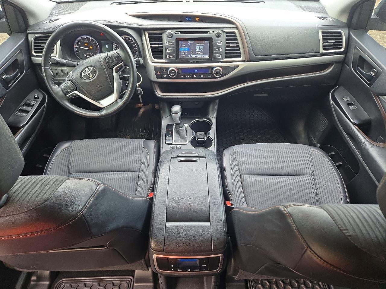 2014 Toyota Highlander Le - zdjęcie 8