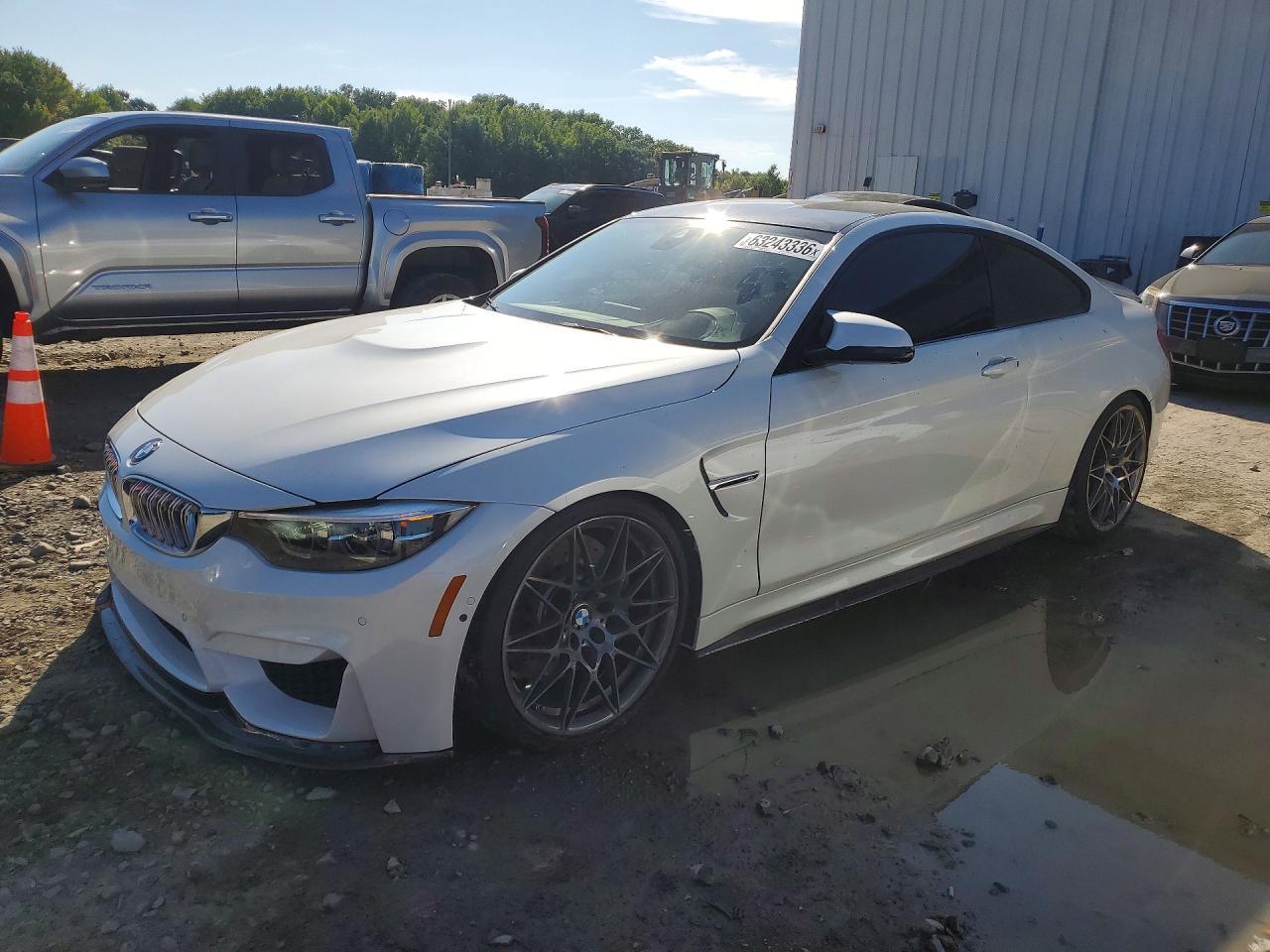 2018 BMW M4 - zdjęcie główne