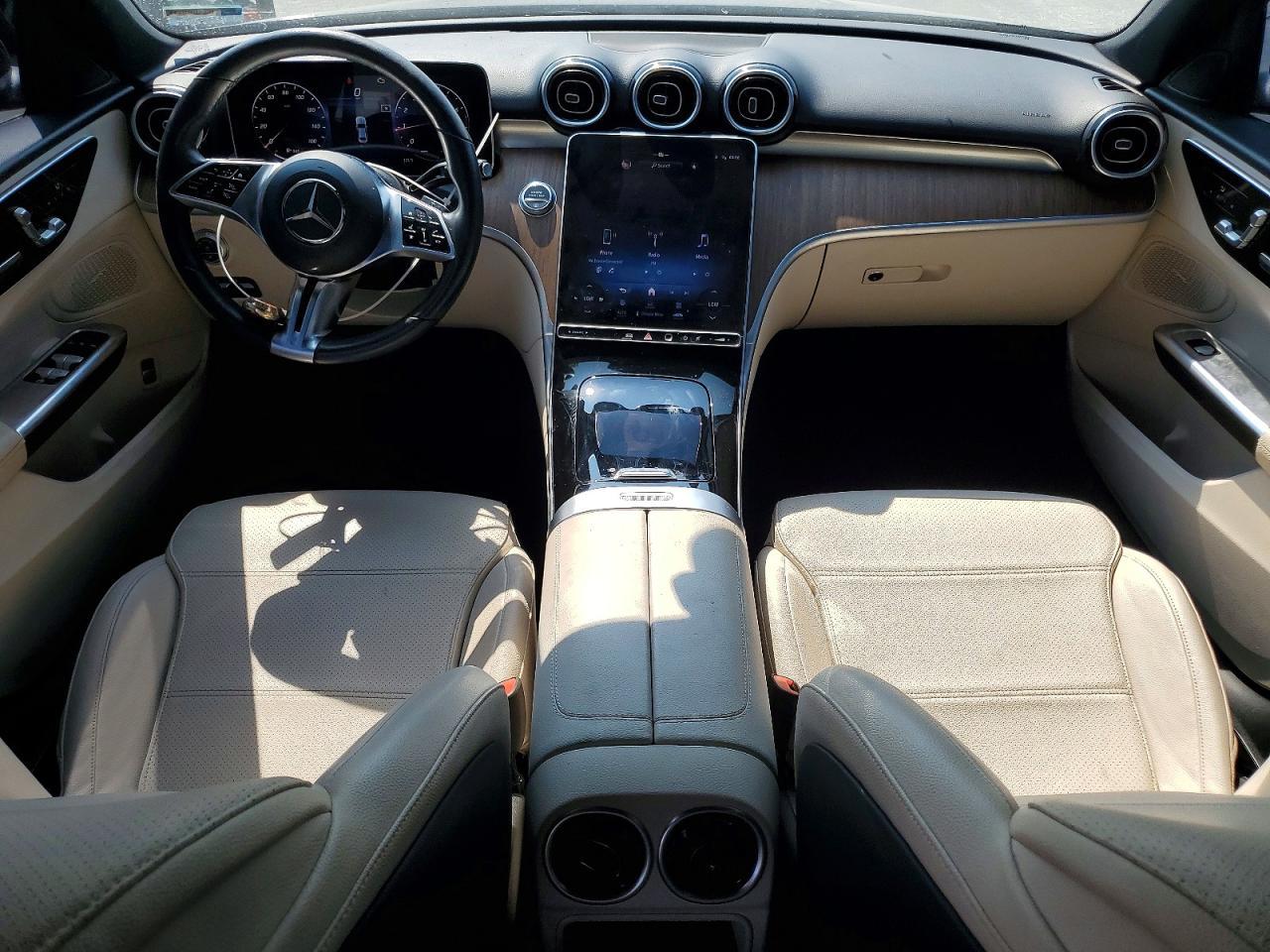 2023 Mercedes-Benz C 300 4Matic - zdjęcie 8