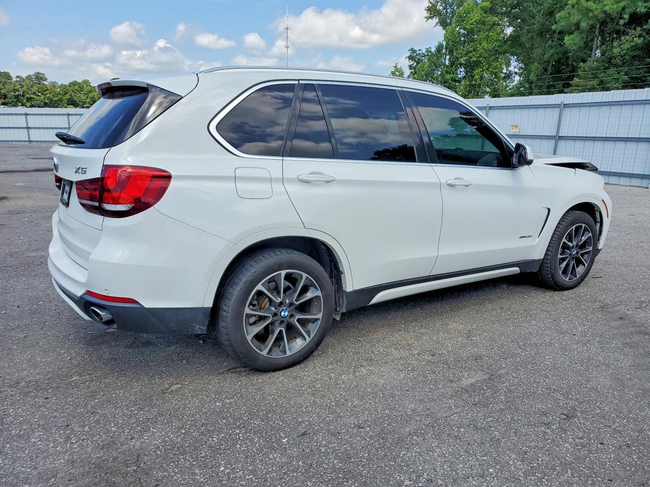 2017 BMW X5 Sdrive35I - zdjęcie 3