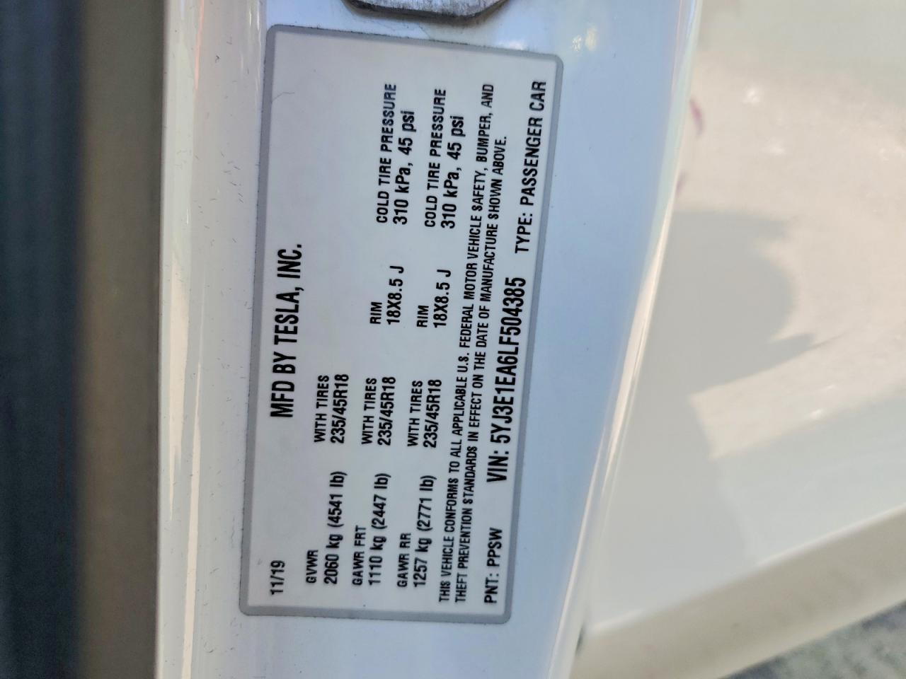 2020 Tesla Model 3 - zdjęcie 13