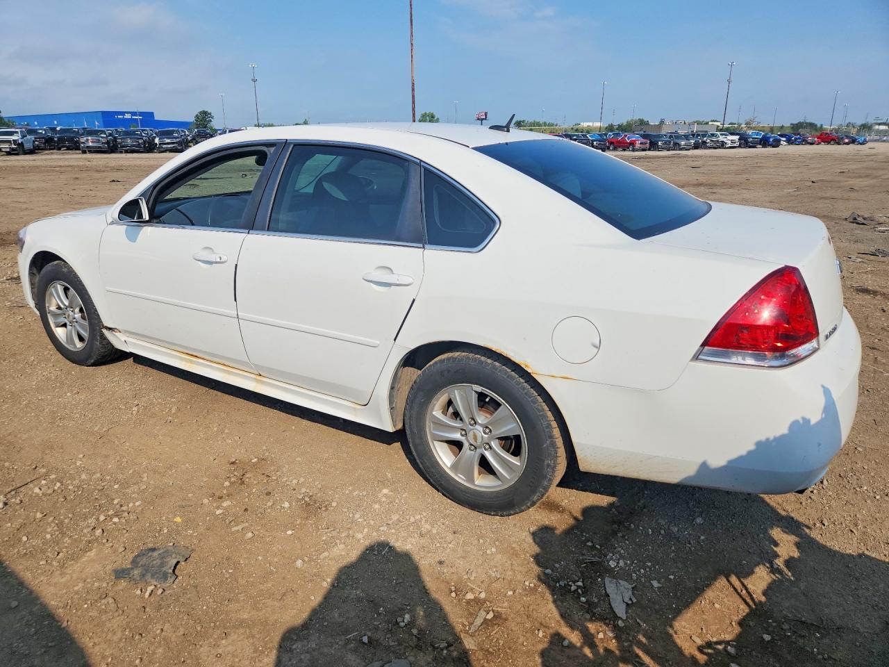 2013 Chevrolet Impala 4D Ls - zdjęcie 2
