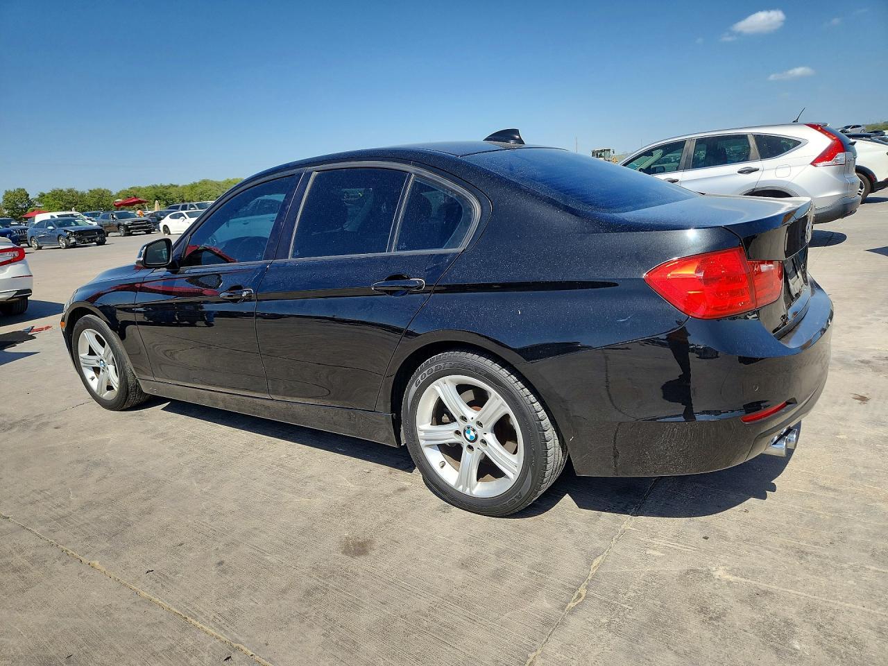 2014 BMW 328 I - zdjęcie 2
