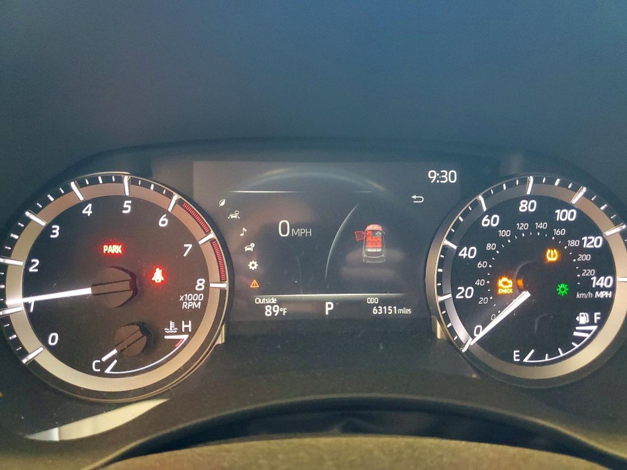 2023 Toyota Highlander Le - zdjęcie 9