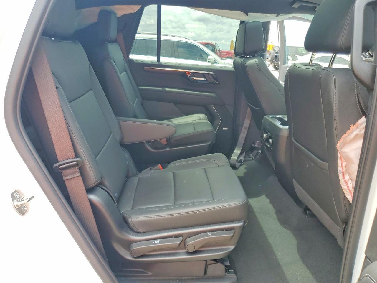 2025 Chevrolet Tahoe K1500 Lt - zdjęcie 11