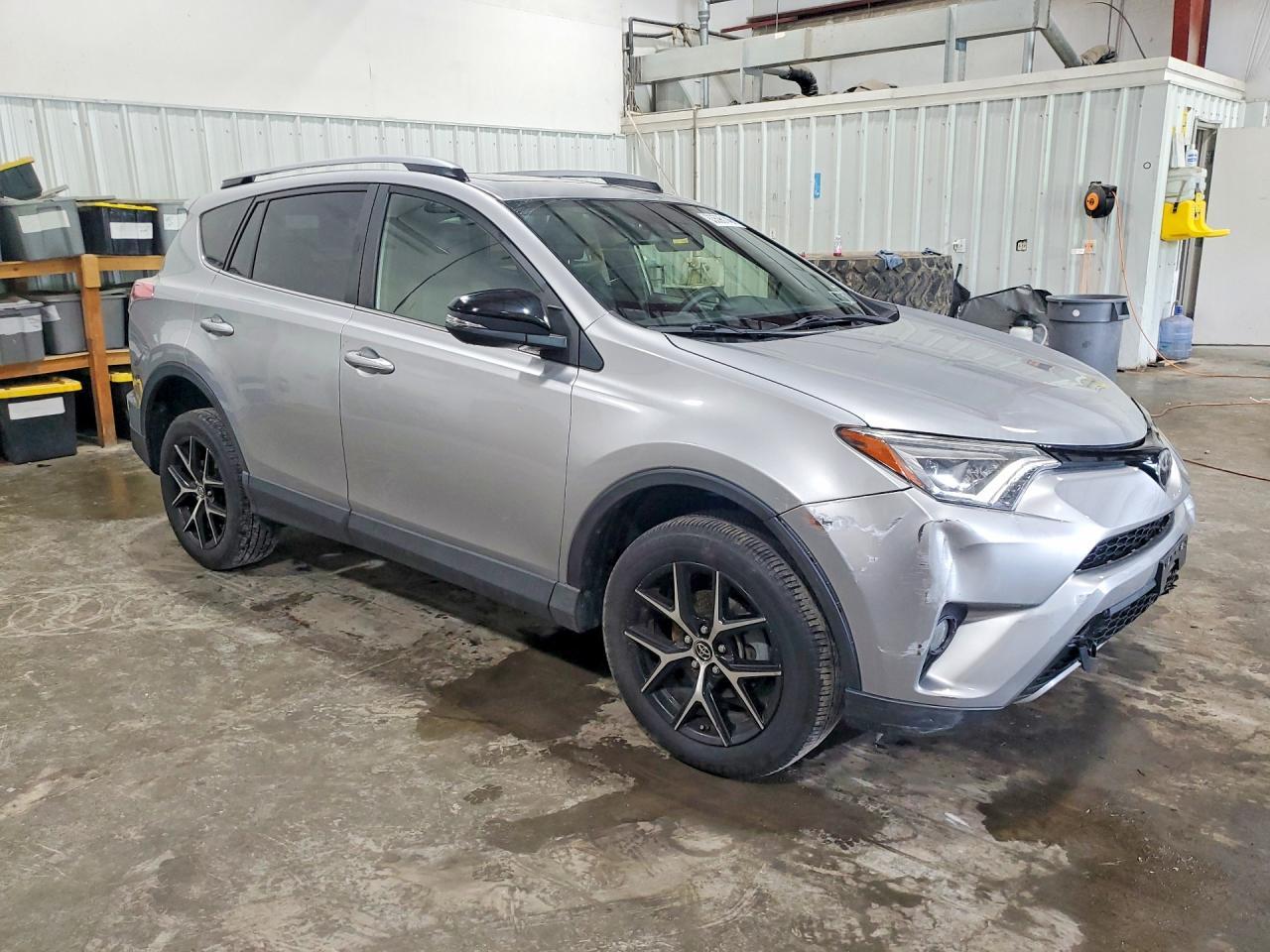2018 Toyota Rav4 Se - zdjęcie 4