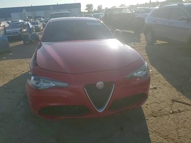 2018 Alfa Romeo Giulia Q4 - zdjęcie 13