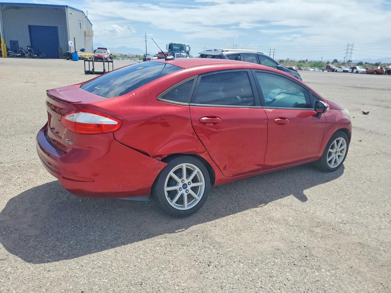 2016 Ford Fiesta S - zdjęcie 3