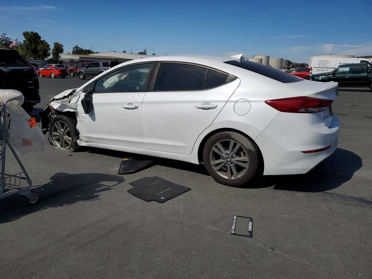 2018 Hyundai Elantra Sel - zdjęcie 2