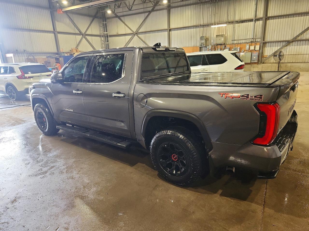 2023 Toyota Tundra Crewmax Limited - zdjęcie 2